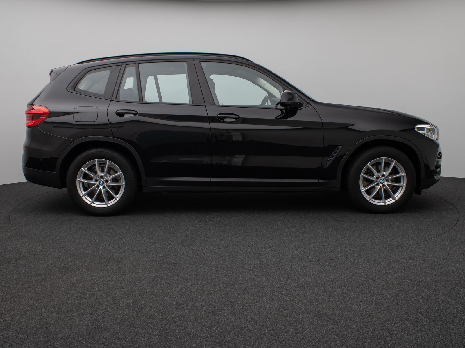 Fahrzeugabbildung BMW X3 xD20d Kamera HUD DAB H/K Leder Sport 18Zoll