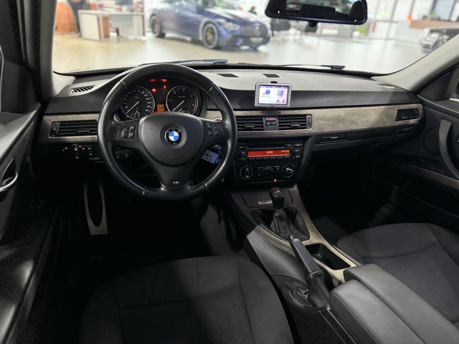 Fahrzeugabbildung BMW 316d Touring Tempomat Klima Navi