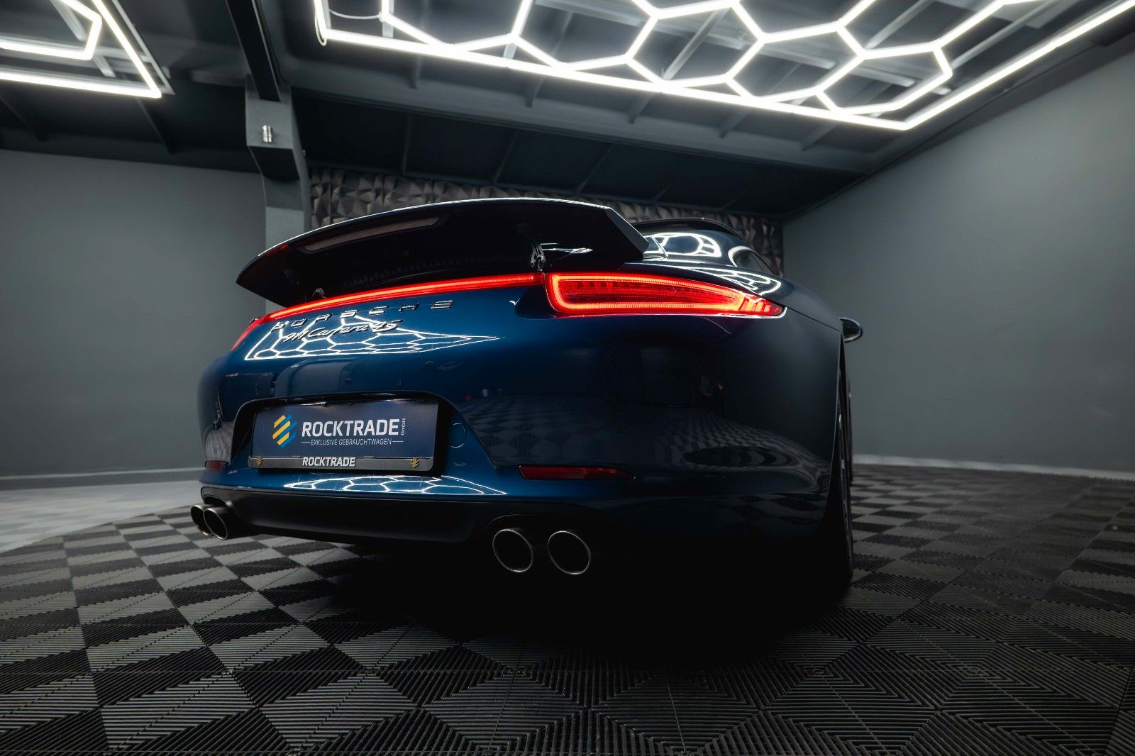 Fahrzeugabbildung Porsche 991 911 Carrera 4 S *111 Punkte*Pano*Sportabgas*