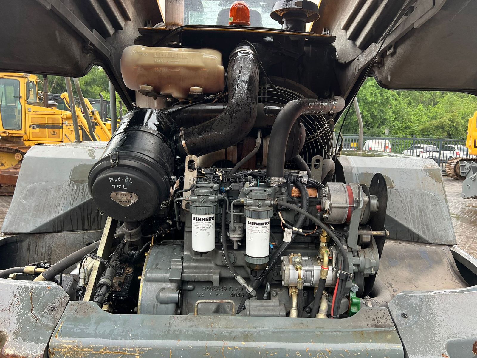 Fahrzeugabbildung Liebherr L524 /SW / AC/ Hochkippschaufel/