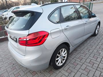BMW 218 - 4