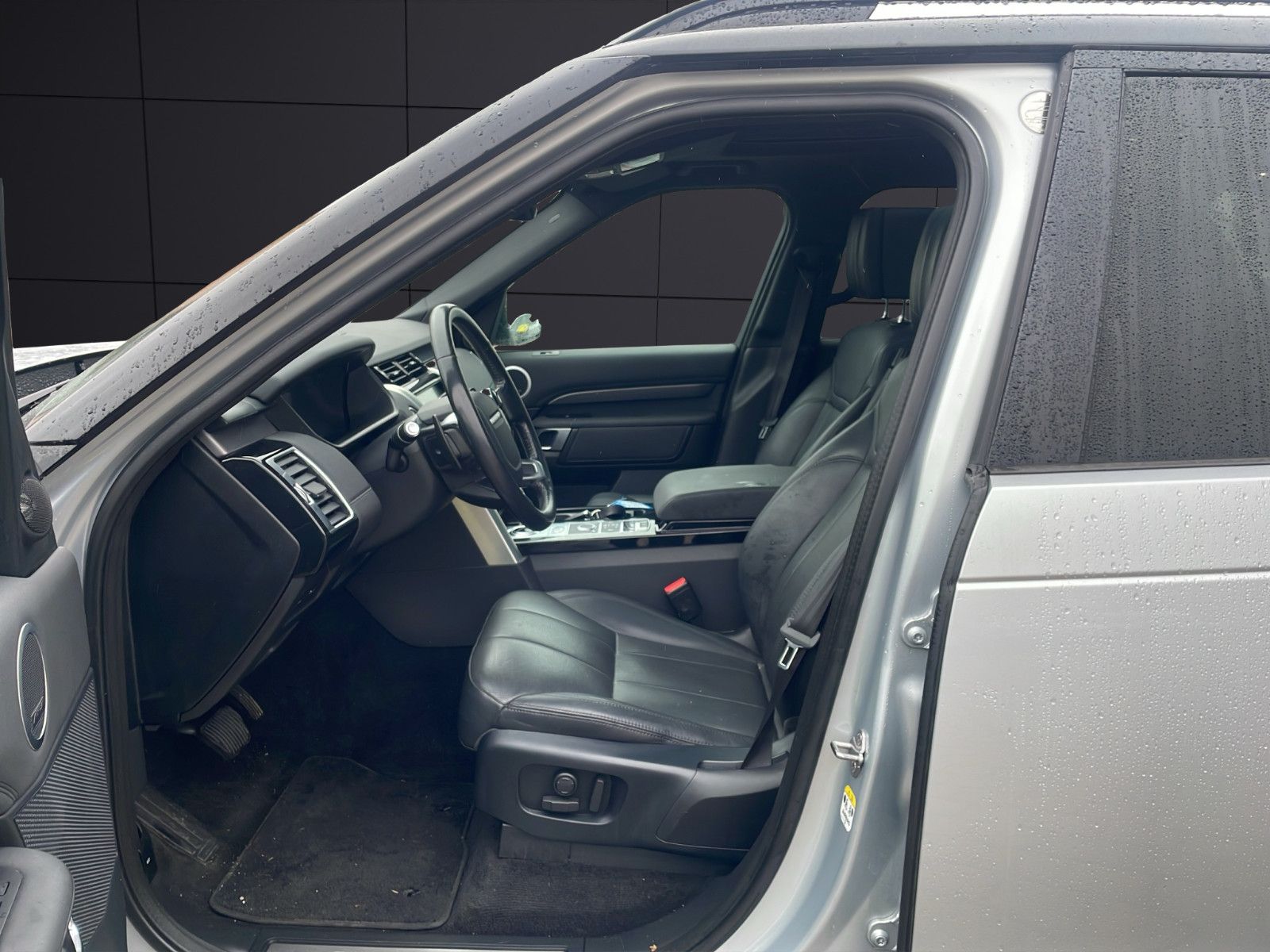 Fahrzeugabbildung Land Rover Discovery *Memory*Navi*Allrad*7Sitzer*Kamera*