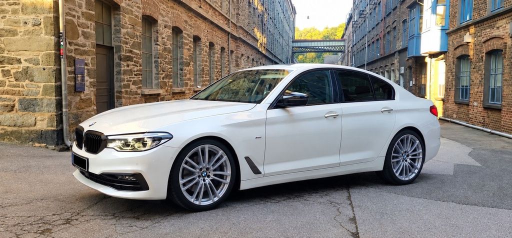 Image of BMW 520