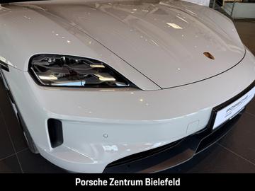 صورة 10 لـ 2025 Porsche TAYCAN