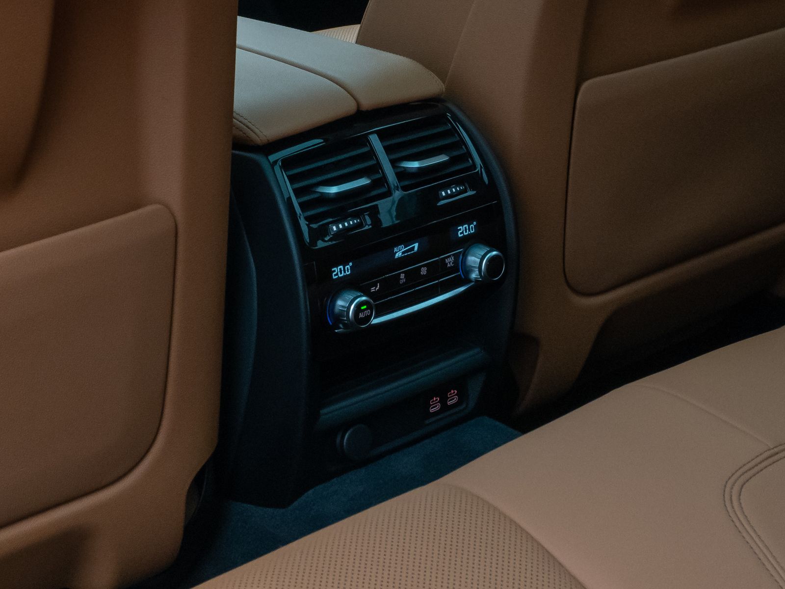 Fahrzeugabbildung BMW 530d  xD Panorama Kamera DAB HiFi AHK Alarm ACC