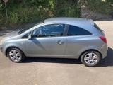 Opel Corsa 1.2 Satellite in Farbe Silbersee - Opel Corsa aus 2011: 1.2