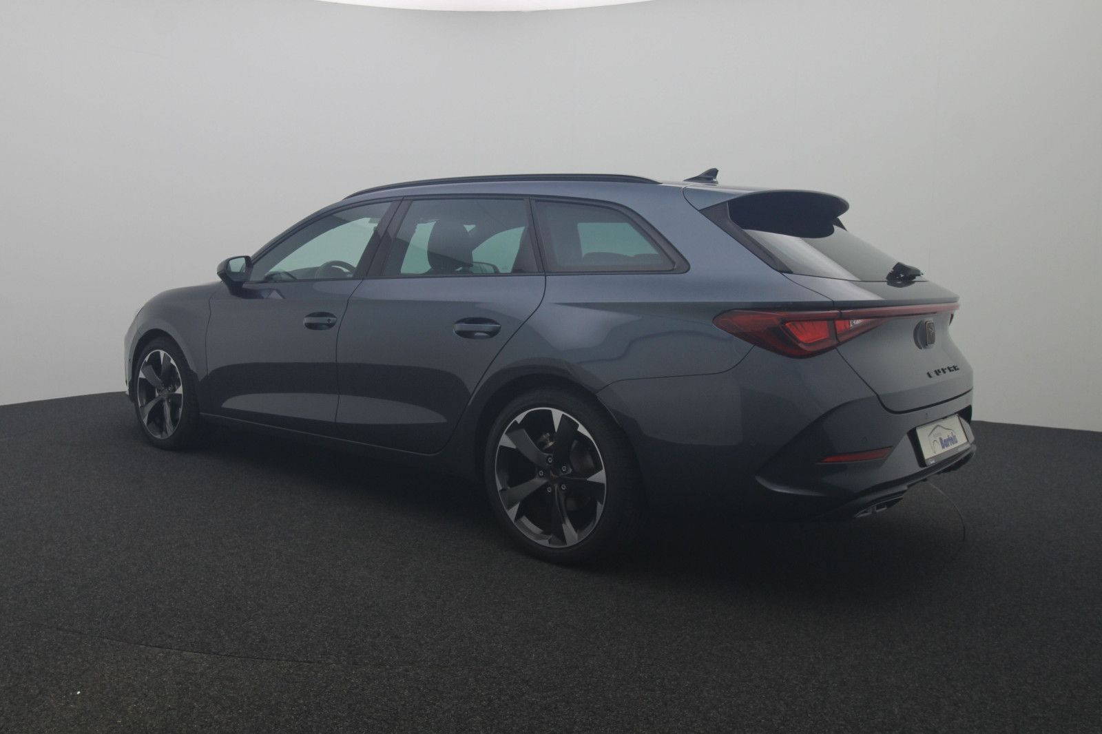 Fahrzeugabbildung CUPRA Leon ST 1.5 eTSI DSG LED Pano Beats