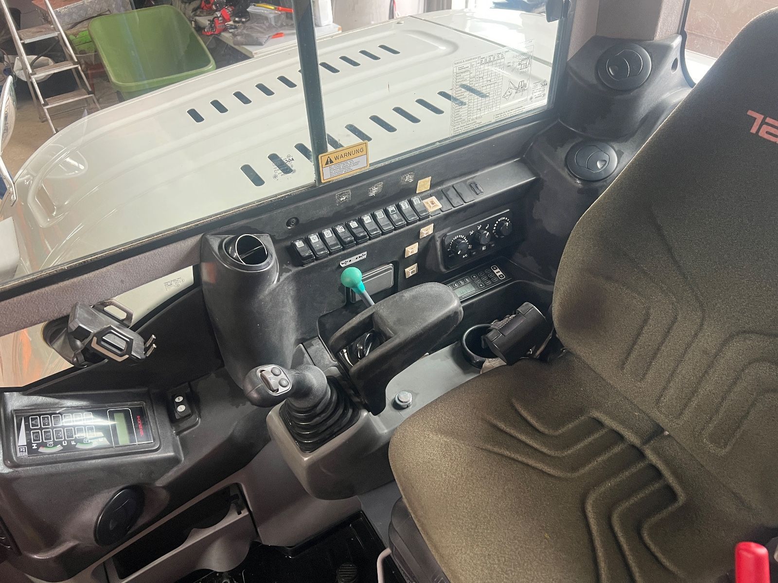 Fahrzeugabbildung Takeuchi TB 290CV Verstellausleger, Powertil, HS08, Klima