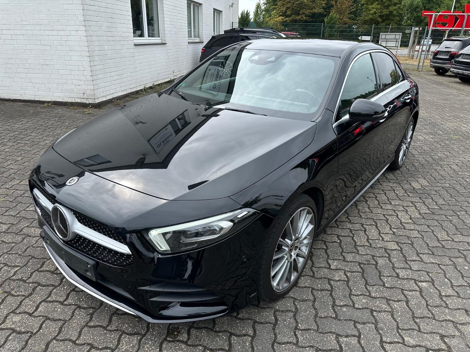 Mercedes-Benz A 250 e DCT AMG Line Distro+ KeylGo 360° Kam LED