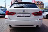 BMW 530i Touring Sport Line Aut. Navi LED AHK Kamera - BMW 530 mit Benzin-Antrieb: Weiß
