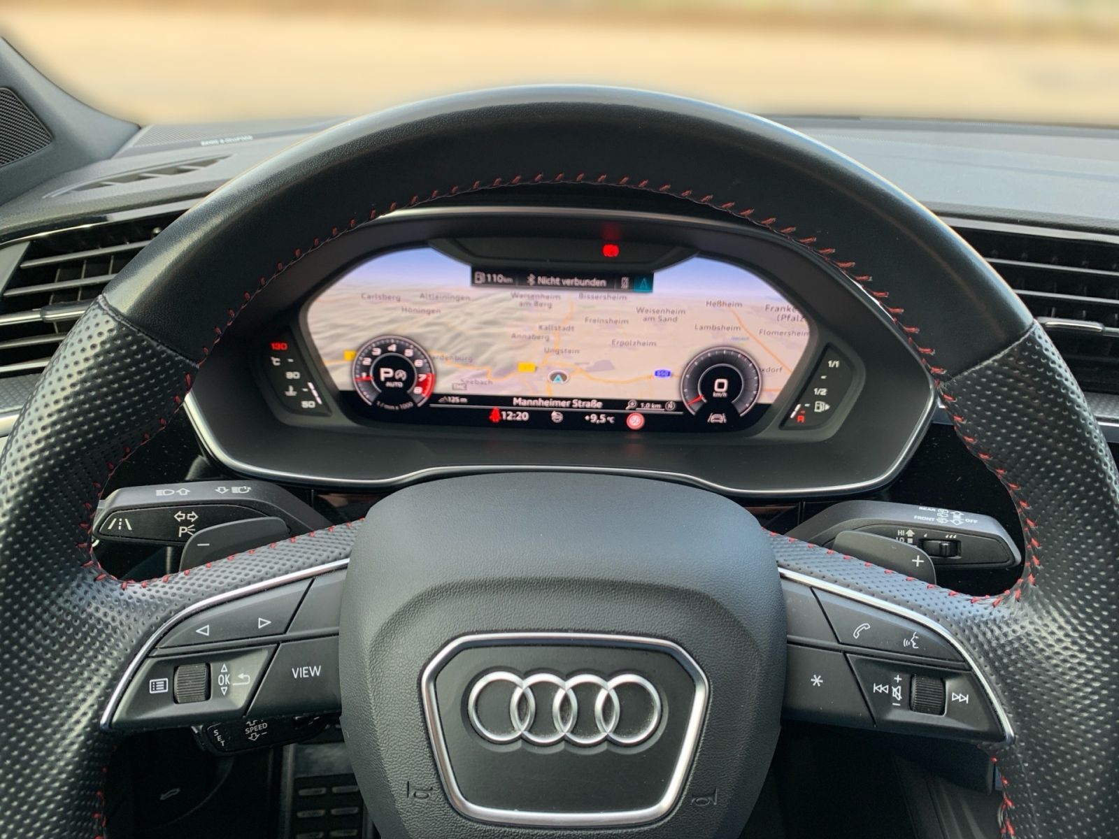 Fahrzeugabbildung Audi Q3 Sportback 45 2.0 TFSI quattro S line Aut.