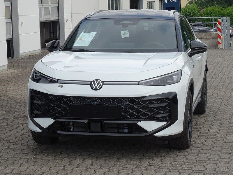 Volkswagen T-Roc 1.5 eTSI DSG R-Line / IQ.DRIVE imagem 2