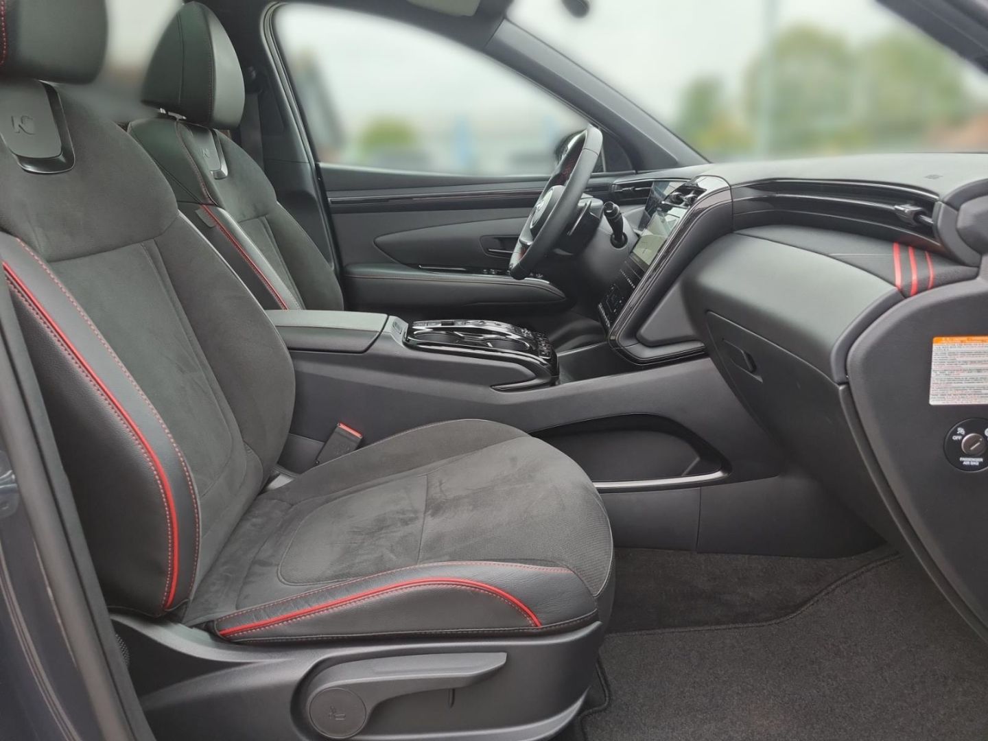 Fahrzeugabbildung Hyundai Tucson Line Hybrid 1.6 T-GDi 230PS 6-AT 2WD N LI