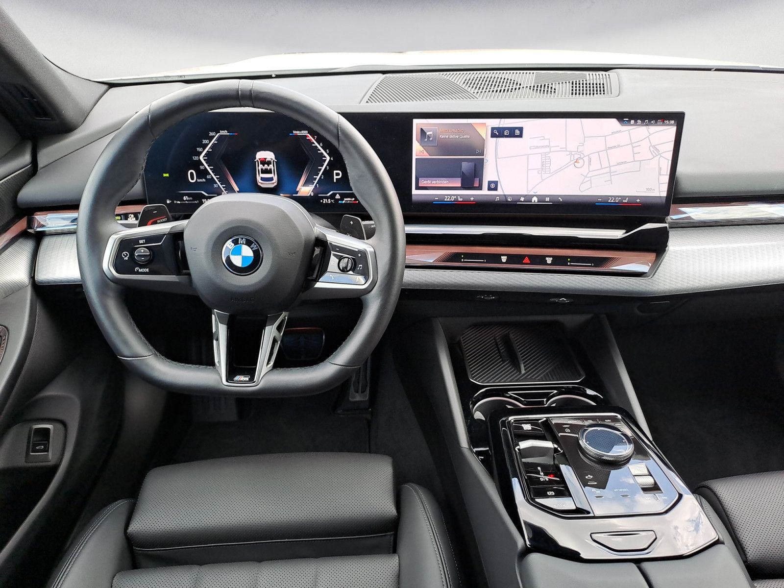 BMW 520i Touring M Sportpaket pro foto 12