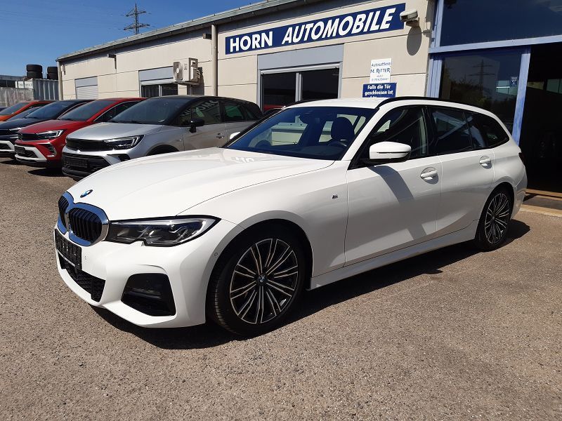 Image of BMW 330