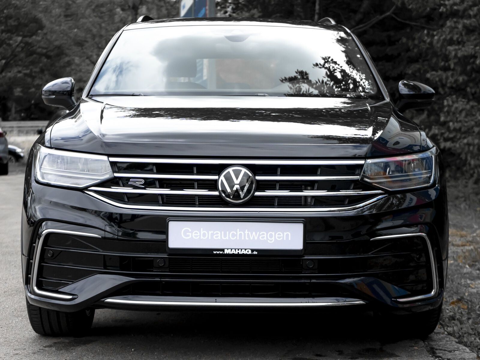 Volkswagen Tiguan R-Line 1.5 TSI LED Navi Pano AHK ParkPilo foto 3