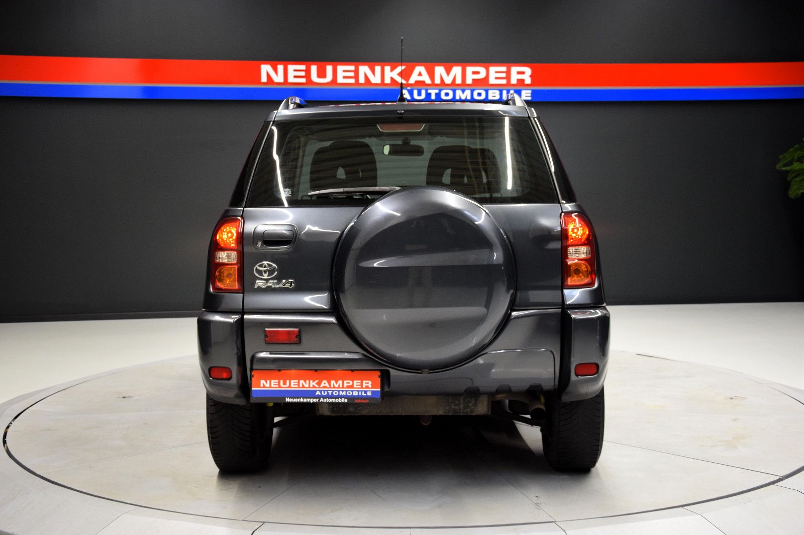Fahrzeugabbildung Toyota RAV4 1.8 Edition Klimaanlage           *1. HAND*