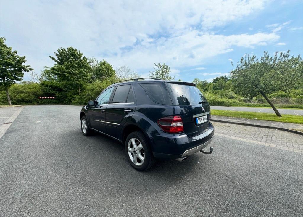 Mercedes-Benz ML 320
