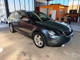 Skoda Octavia Combi Scout 4x4 DSG Pano Leder/Alcantara - Skoda Octavia: Allradantrieb, Scout