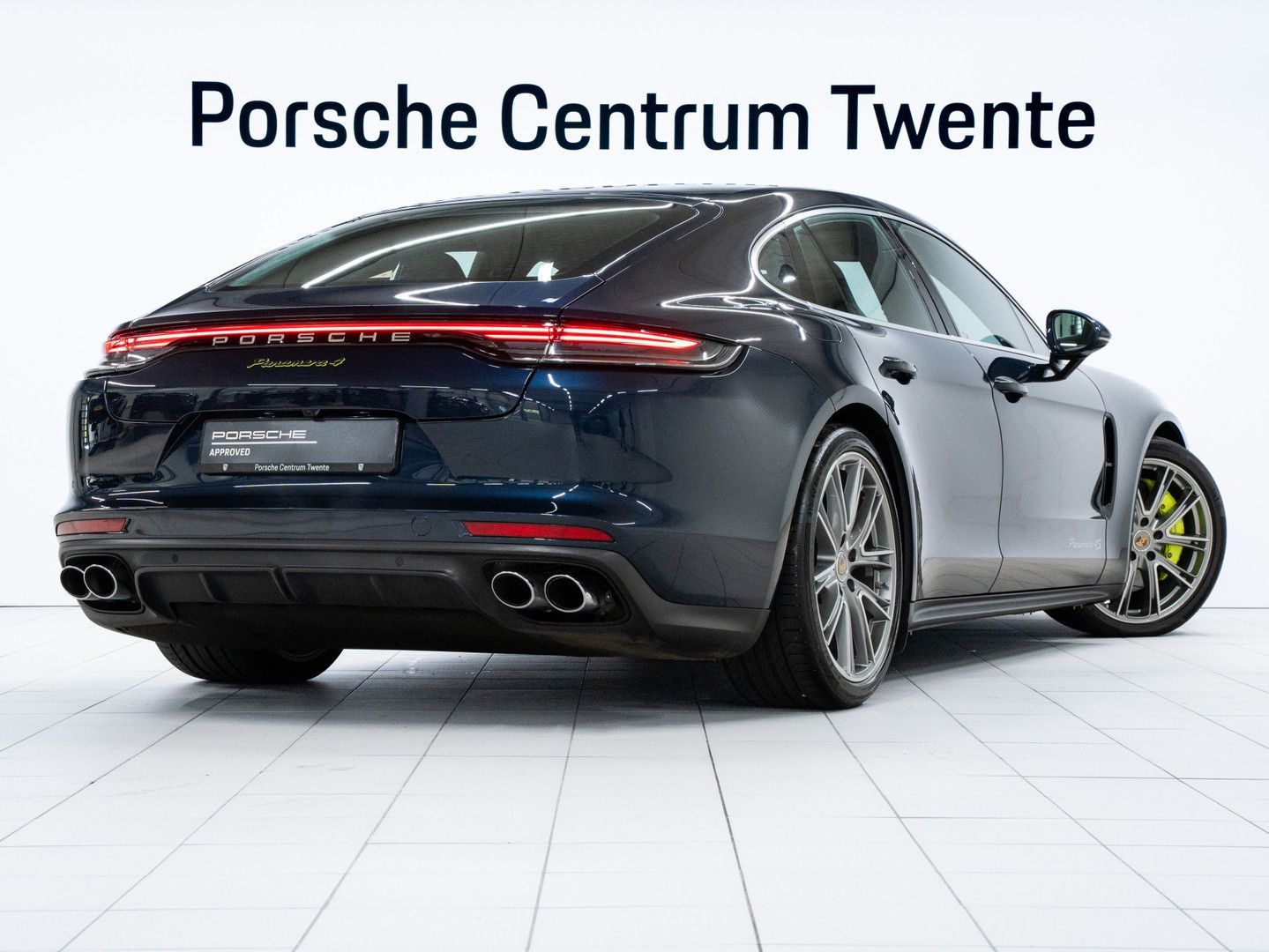 Porsche Panamera 4 E-Hybrid imagem 3