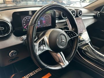 MYAUTOCENTER – Gebraucht- und Jahreswagen mit Werkstattservice in Pfaffenhofen Mercedes-Benz C 200 *VOLLDIGITAL*KEYLESS*2-ZONEN*ACC*NAVI*