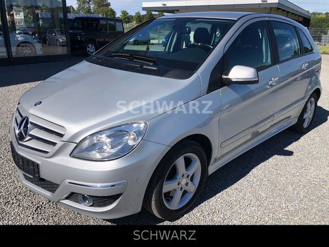 Mercedes-Benz B 180 CDI Autotronic*AHK*Park-Assistent*SHZ*2.Ha