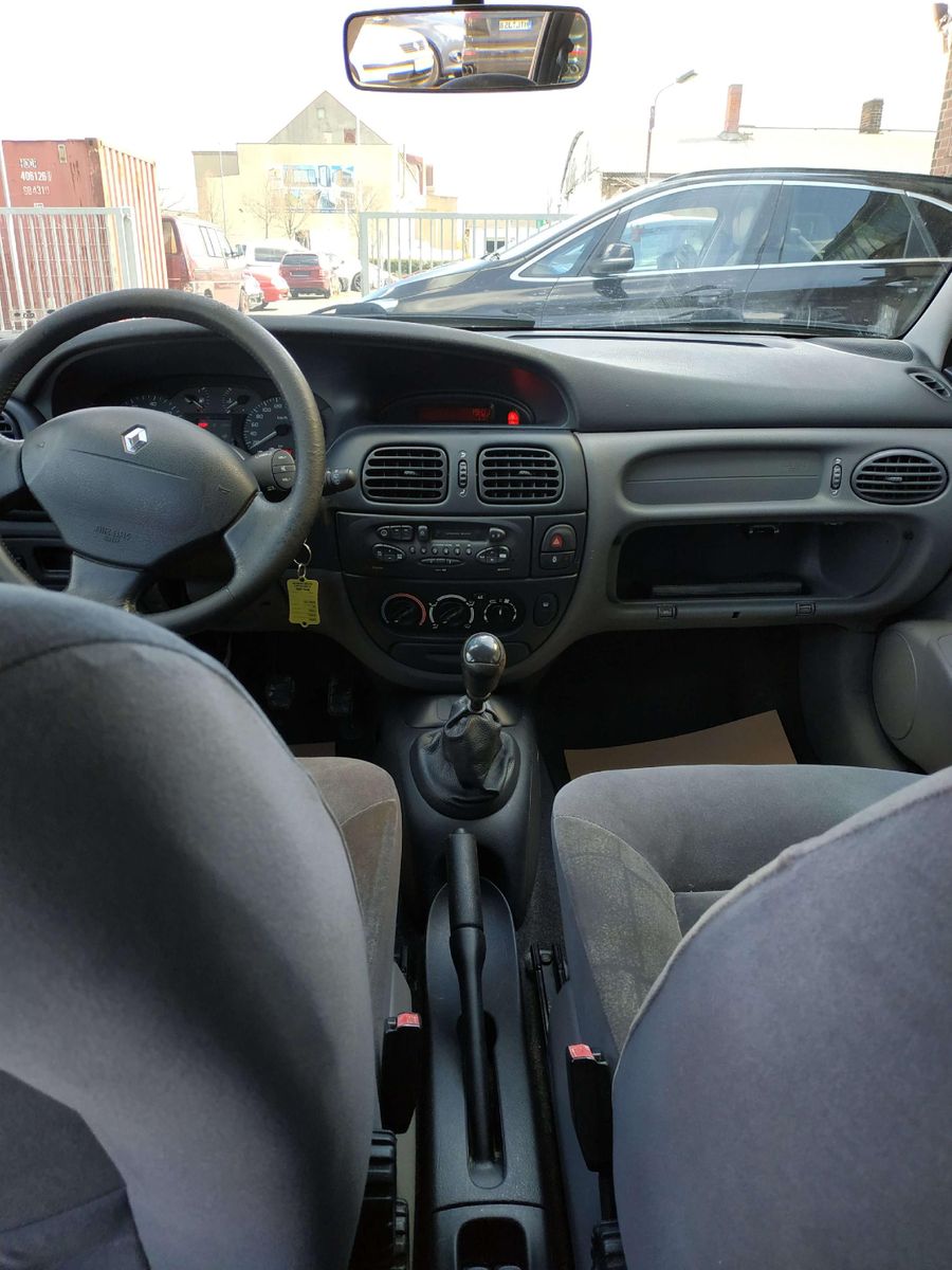 Megane Grandtour 1.4/ TÜV NEU/ Klima/ ALU – Bild 12