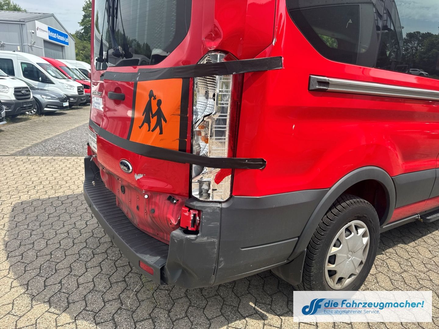 Fahrzeugabbildung Ford Transit Kombi 350 L3 Klima, Standheizung Trend *