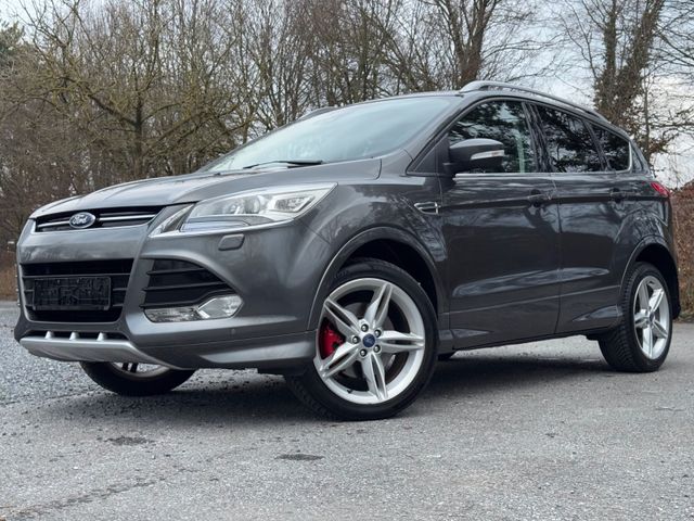 Ford Kuga TITANIUM Individual 4x4