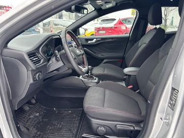 Ford Focus Turnier 1.0 ST-Line NaviKamera