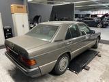 Mercedes-Benz 190E - Mercedes-Benz 190 aus 1992: 190e
