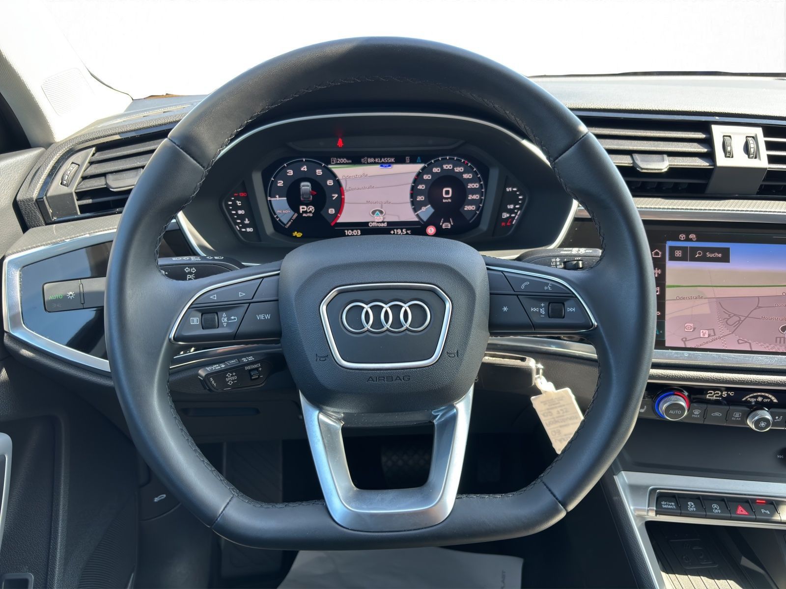 Audi Q3 - Bild 8