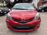 Toyota Yaris 1,4-l-D-4D Club'Navi'LED'Leder'Cam'PDC' - Toyota Yaris in Kiel