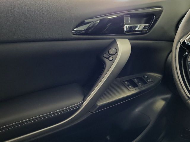 Eclipse Cross 2.4 MIVEC PLUS SELECT Black Hybrid