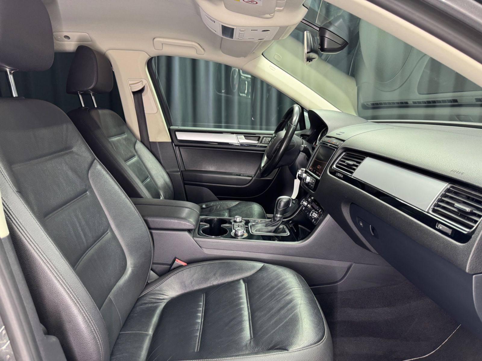 Fahrzeugabbildung Volkswagen Touareg V6 TDI 4Motion Terrain |LUFT|STDHZG