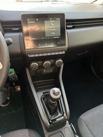 Fahrzeugabbildung Renault Clio V  TCe 90 Equilibre