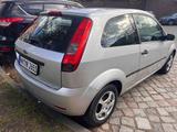 Ford Fiesta 1,3 51kW Ghia Ghia - Ford Fiesta aus 2005: 1.3
