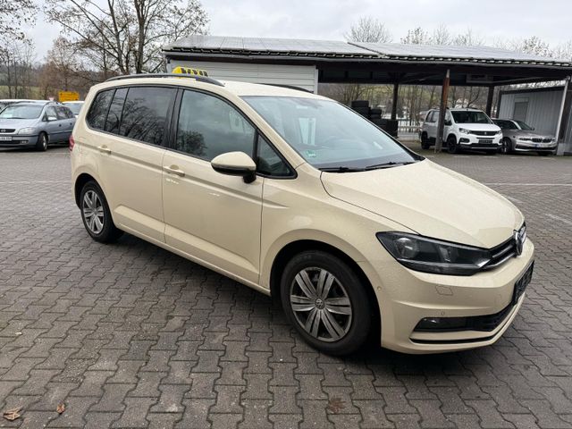 Volkswagen Touran 2.0 TDI SCR Trendline NAVI PDC LED 7SITZE