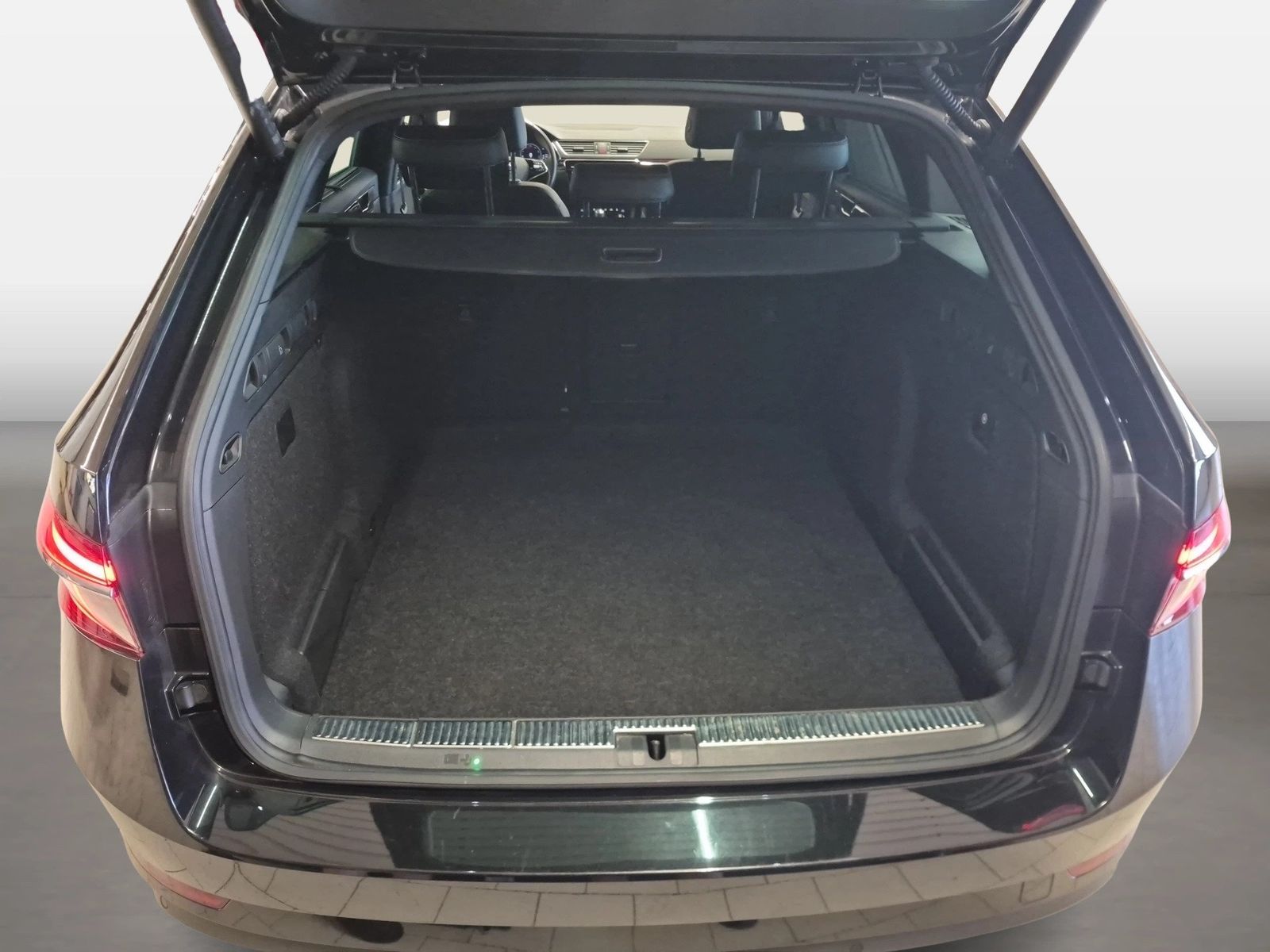 Skoda Superb - Bild 14