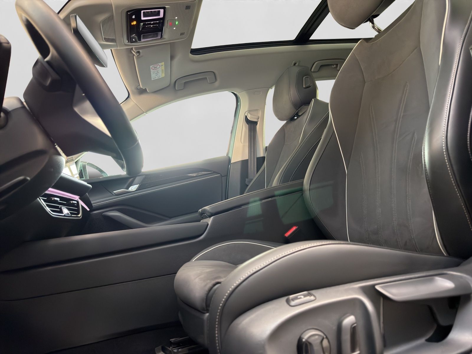 Volkswagen Passat Variant - Bild 18