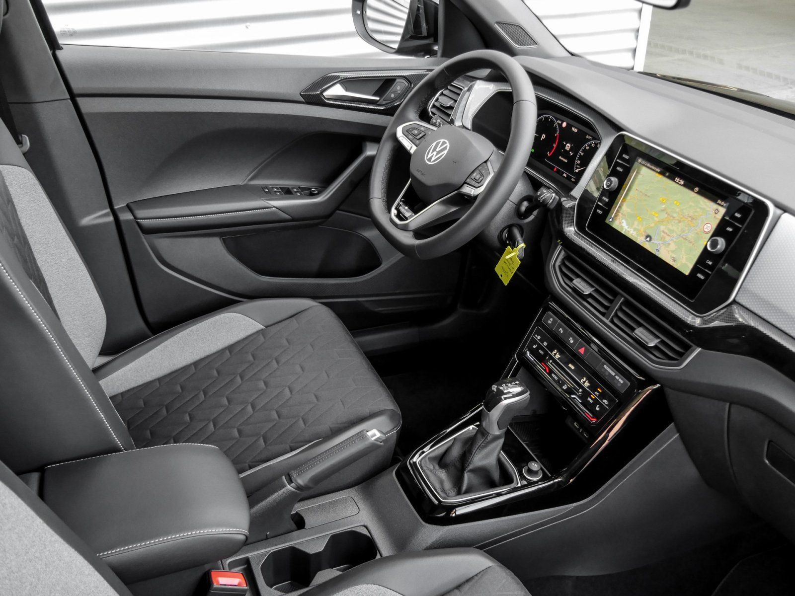 Volkswagen T-Cross ENERGY 1.0 l TSI 85 kW (116 PS) 7-Gang-D foto 3