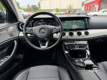 Mercedes-Benz E 350 4Matic Avant.+Allterain+ILS+Kamera+Distr.