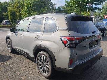 Bild 3 Subaru Forester 2.0ie e-BOXER Platinum Lineartr