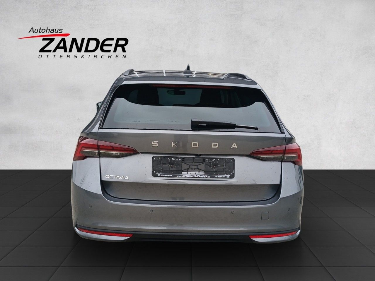 SKODA Octavia Combi 2.0 TDI 110 kW Selection Navi AHK - Bild 6