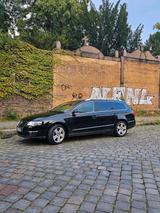 Volkswagen Passat B6 Highline Leder Schwarz - Volkswagen Passat aus 2007: Highline
