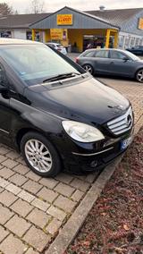 Mercedes-Benz Mercedes B Klasse 200 - Mercedes-Benz E 200 Gebrauchtwagen in Nürnberg
