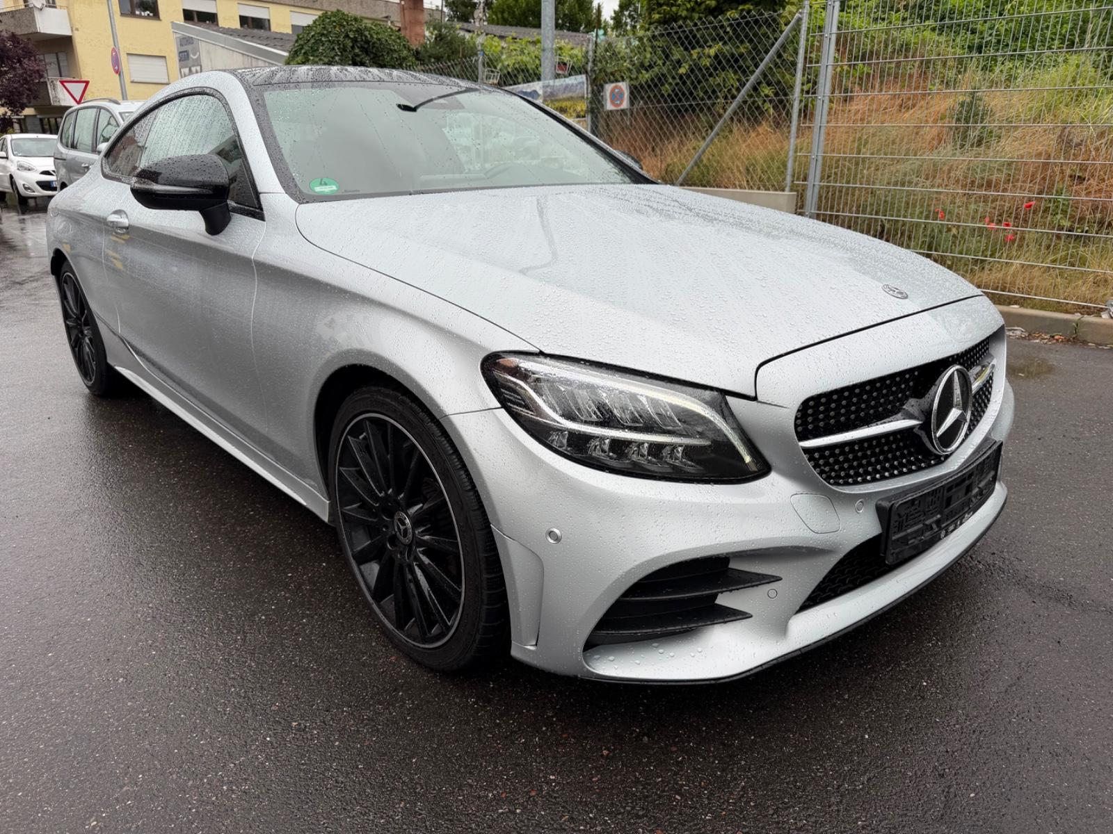 Mercedes-Benz C 180 Coupe AMG-LINE*PANO*KAMERA*DIGITAL-COCKPIT