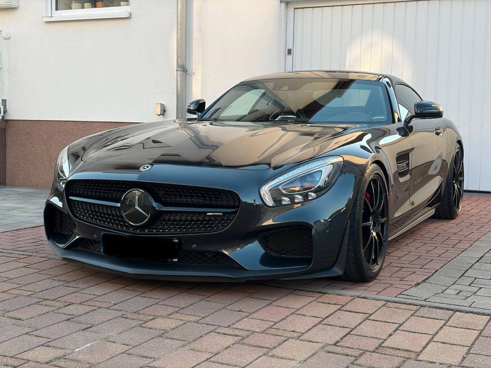MERCEDES-BENZ AMG GT S