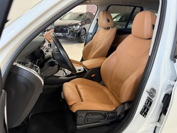 BMW X3 - 11