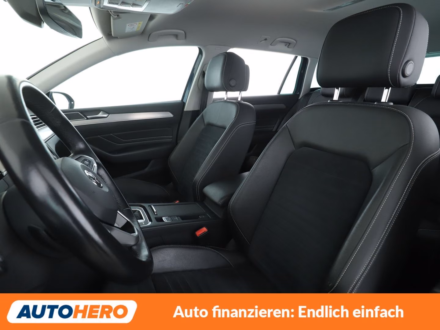 Volkswagen Passat 2.0 TSI Elegance Aut.*NAVI*PDC*SHZ*